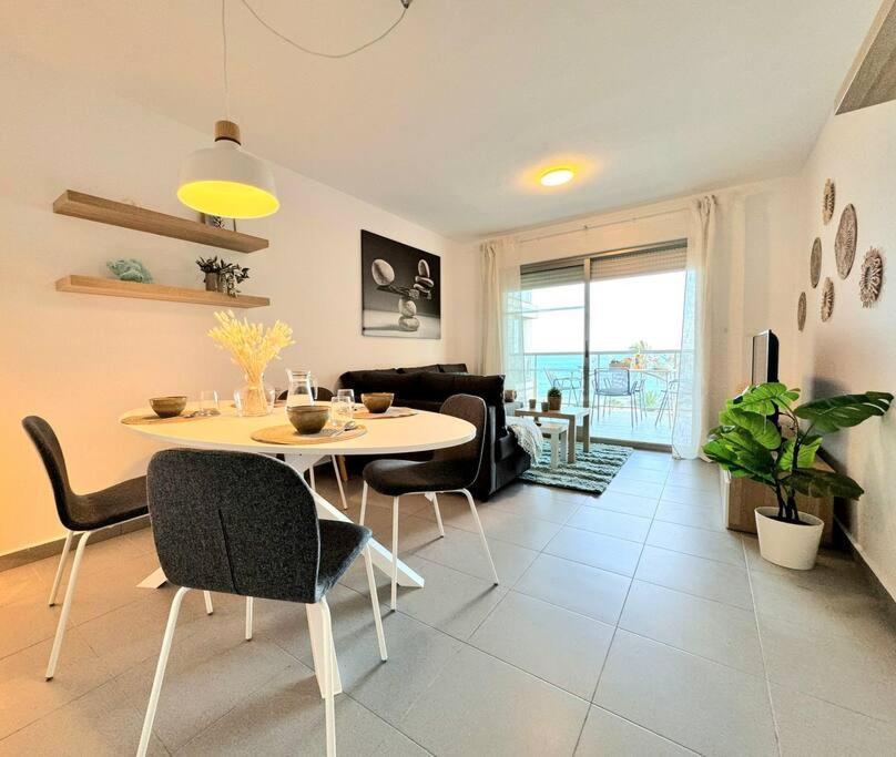 Suite Delphine By Calpitality Extérieur photo